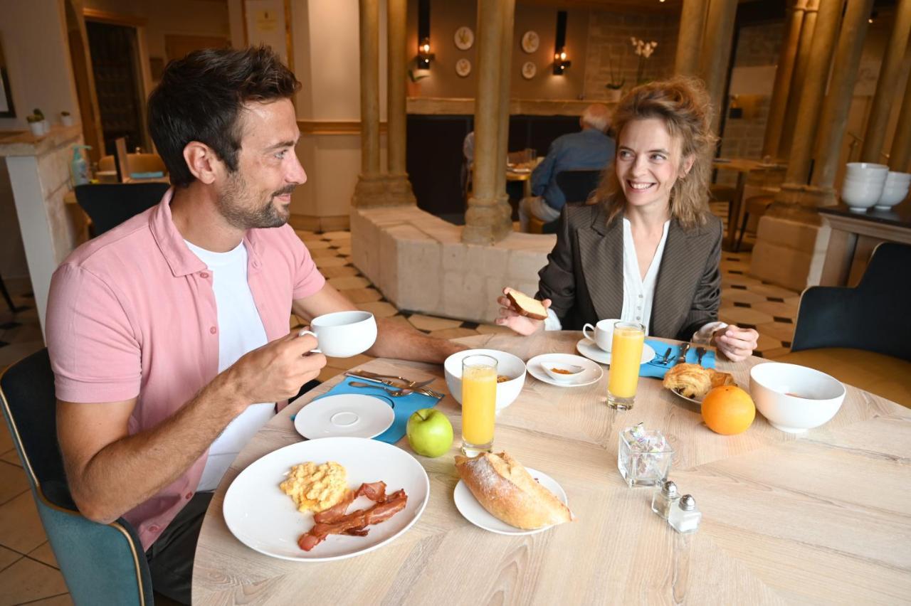 Hotel Le Rempart Турню Екстериор снимка