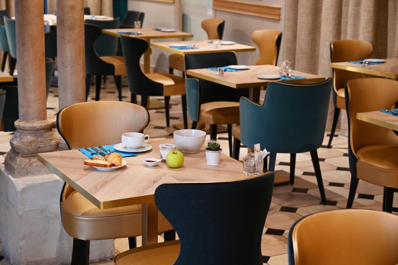 Hotel Le Rempart Турню Екстериор снимка