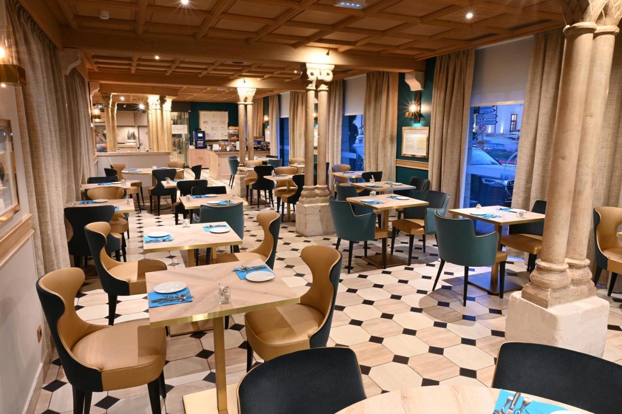 Hotel Le Rempart Турню Екстериор снимка